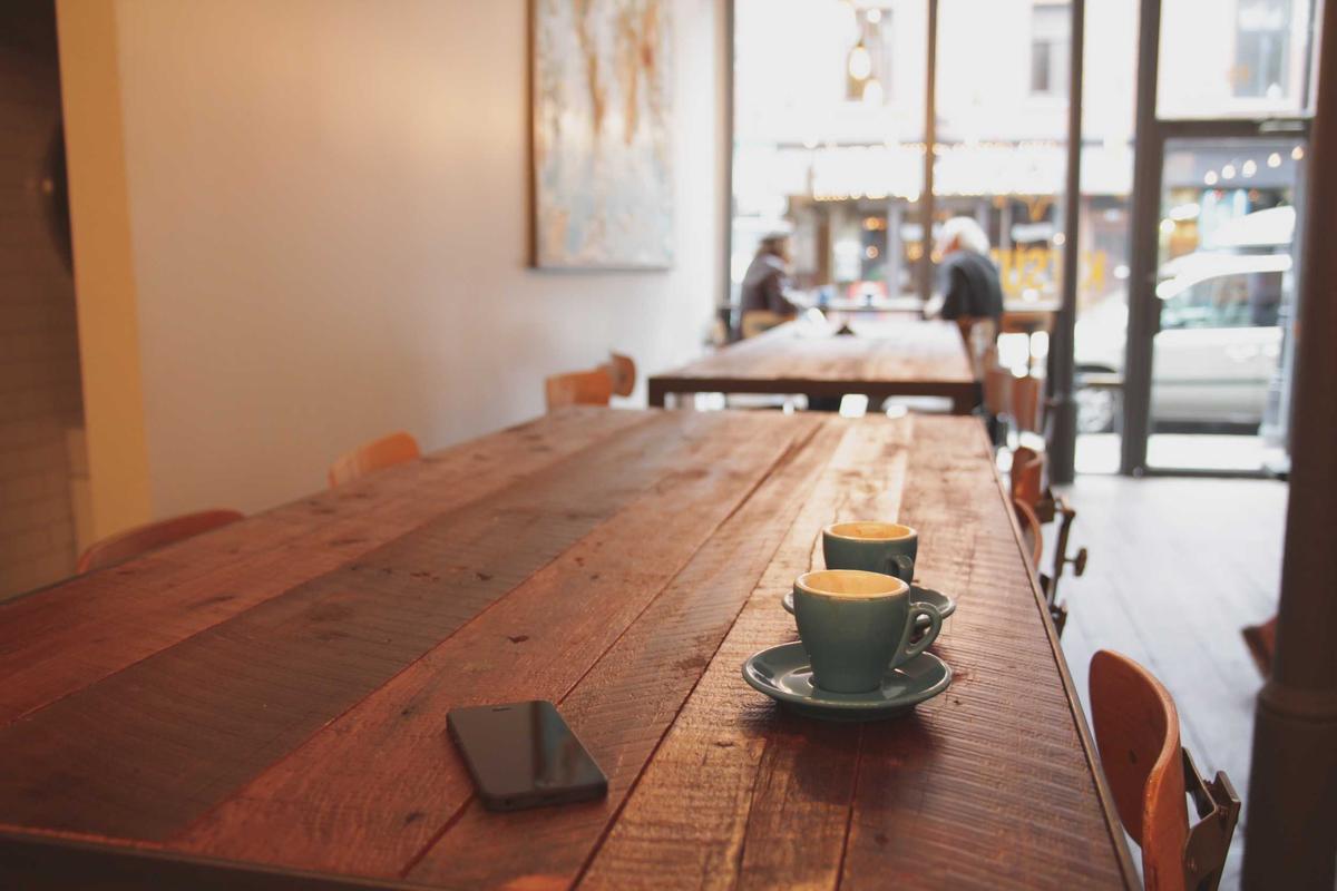 The Ultimate Playbook for Sourcing Cheap Products and Selling for Profit Online