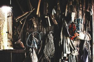 Titanium EDC Gear Import: A Profitable Niche for Small-Item Resellers