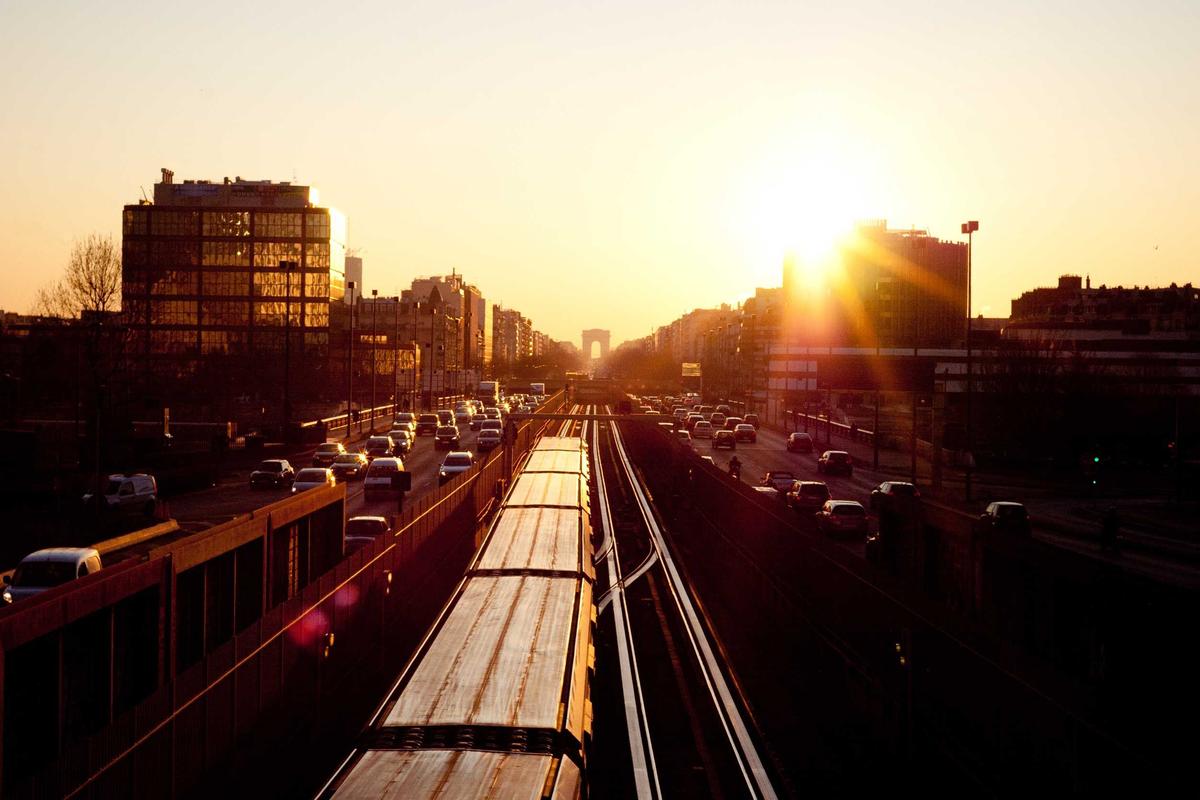 In 30 Days: The Single-Destination Shipment Fix That Cuts FBA Inbound Fees by 50% and Saves Small Importers $2,400 a Year